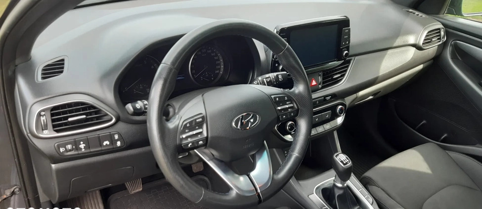 Hyundai I30 cena 50000 przebieg: 154822, rok produkcji 2018 z Międzychód małe 436
